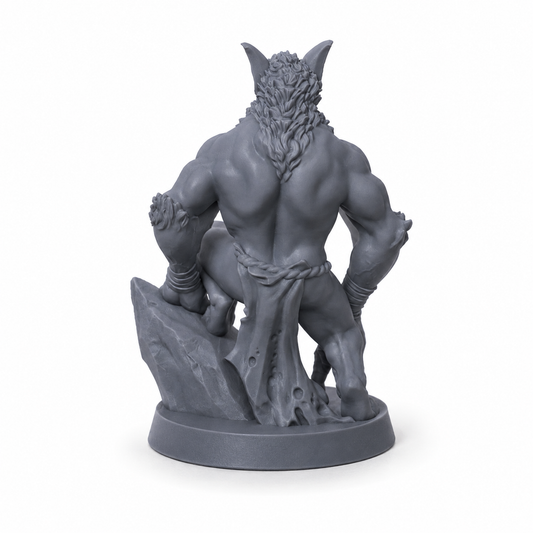 3D-printet Bloodrage Vampire med klør, spisse ører og rovdyraktig positur i grå PLA til D&D og tabletop-rollespill.