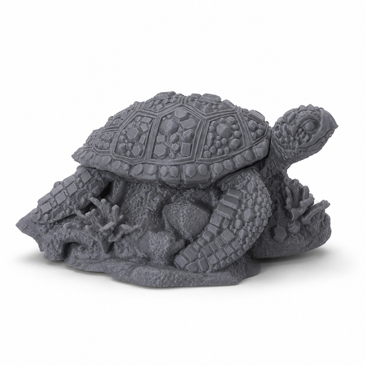 3D-printet monsterfigur med kraftig krystallskall og skattekammerpreg i grå PLA til D&D og Pathfinder.
