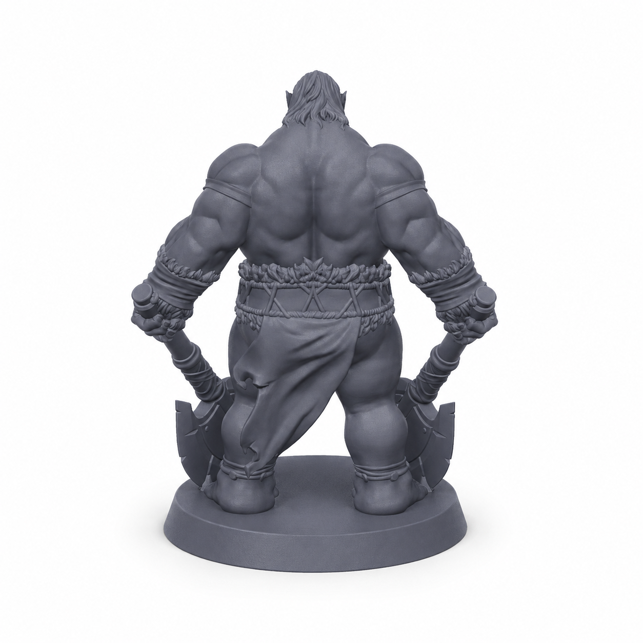 3D-printet Orkekriger I med to økser i grå PLA til D&D og tabletop-rollespill.