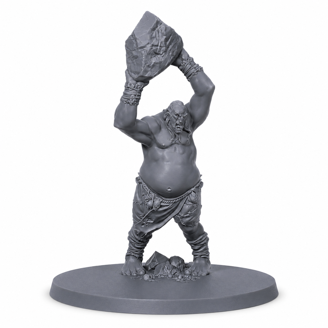 3D-printet Yorvin åskjempe med stor stein løftet over hodet, kraftig kropp og fillete klær i grå PLA til D&D og tabletop-rollespill.