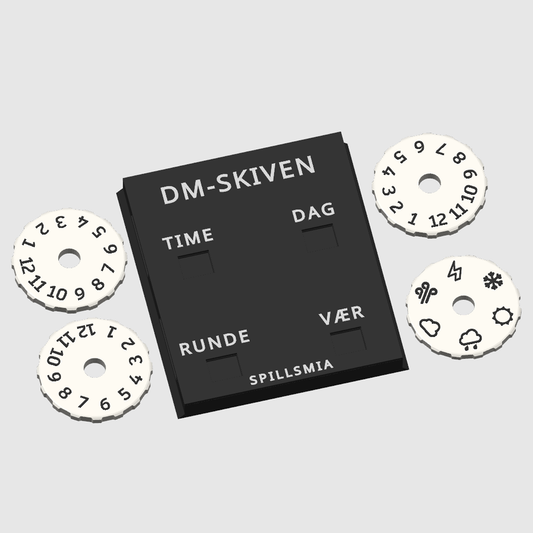 DM-skivens fire dreieskiver for time, dag, runde og vær vist separat, samt rammen med SPILLSMIA-logo