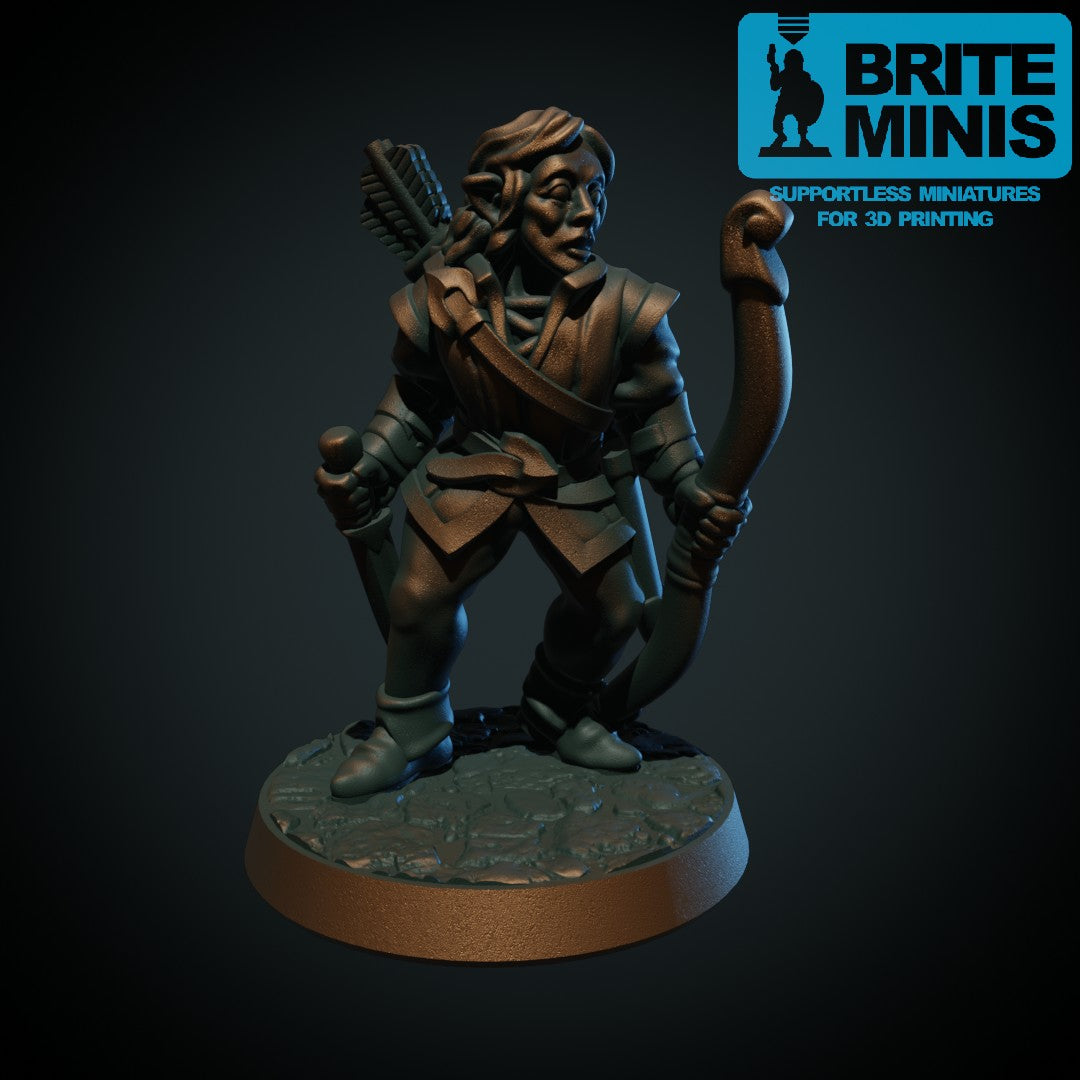 Tre skogalv-rangere kledd for jakt og speiding, 3D-printet D&D-miniatyrsett fra Spillsmia.