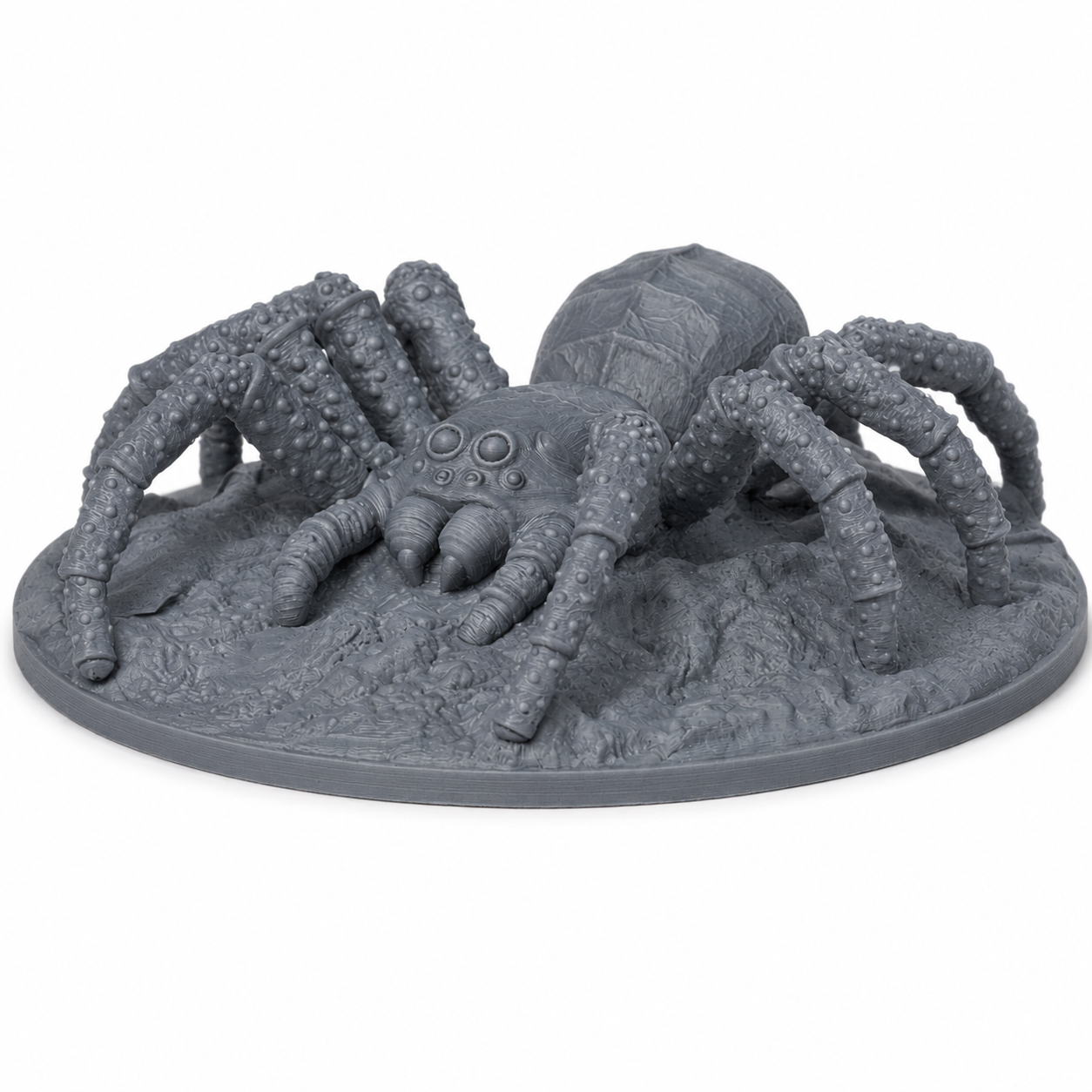 3D-printet Giant Spider monsterminiatyr i grå PLA til D&D og tabletop-rollespill.