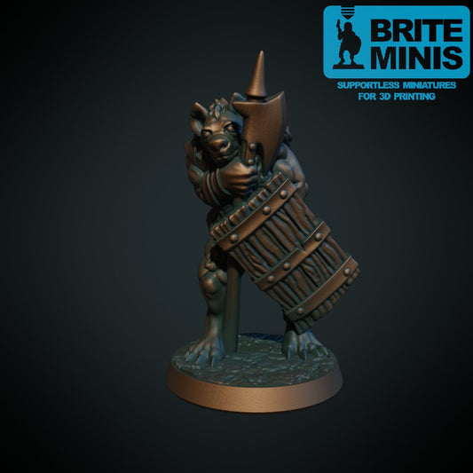 3D-printet gnoll med hellebard og skjold i grå PLA til D&D og Pathfinder.