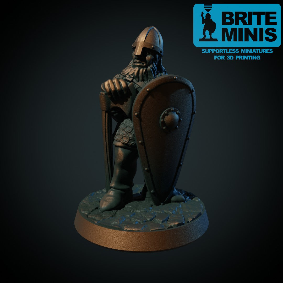 Huskarl 2, 3D-printet D&D-miniatyr fra Spillsmia.