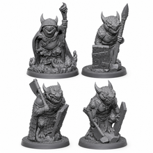 3D-printet sett med fire kobolder inkl. caster og krigsatt i grå PLA til D&D og Pathfinder.