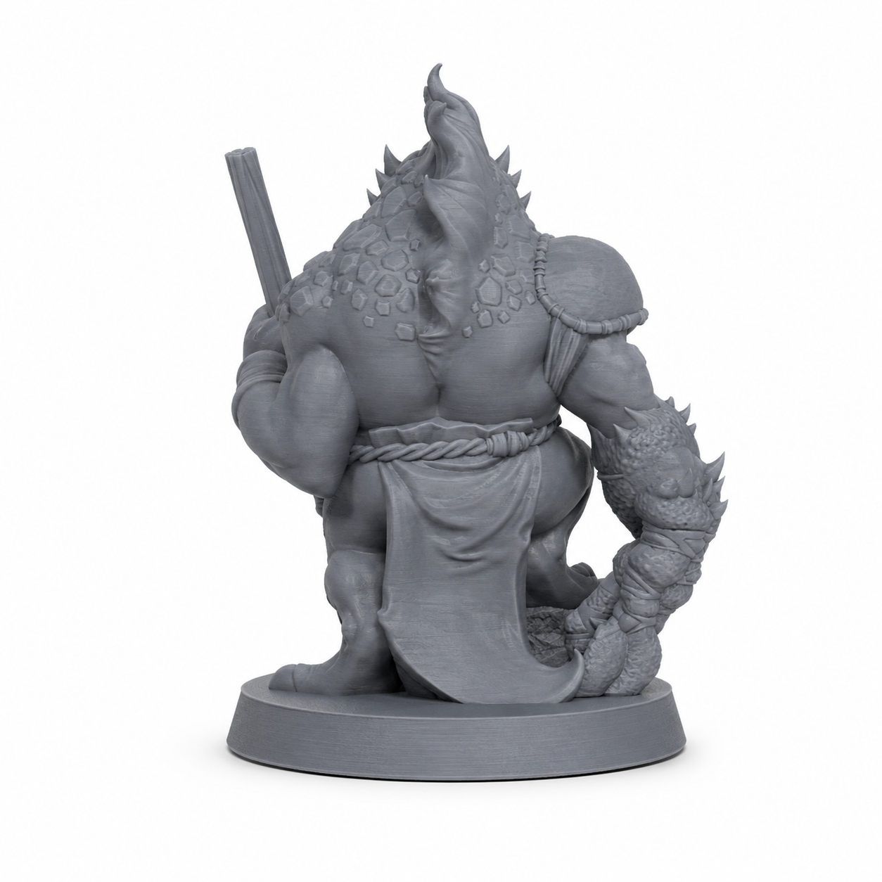 3D-printet Kuo-Toa Corrupted Warrior miniatyr i grå PLA til D&D og tabletop-rollespill.