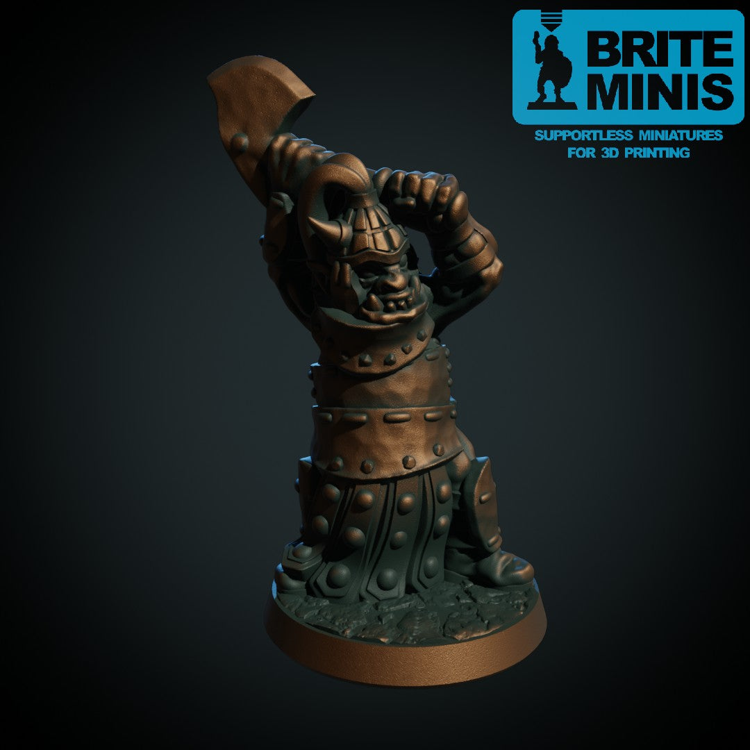 Tungt rustet ork-leder med tohåndsvåpen, 3D-printet D&D-miniatyr fra Spillsmia.