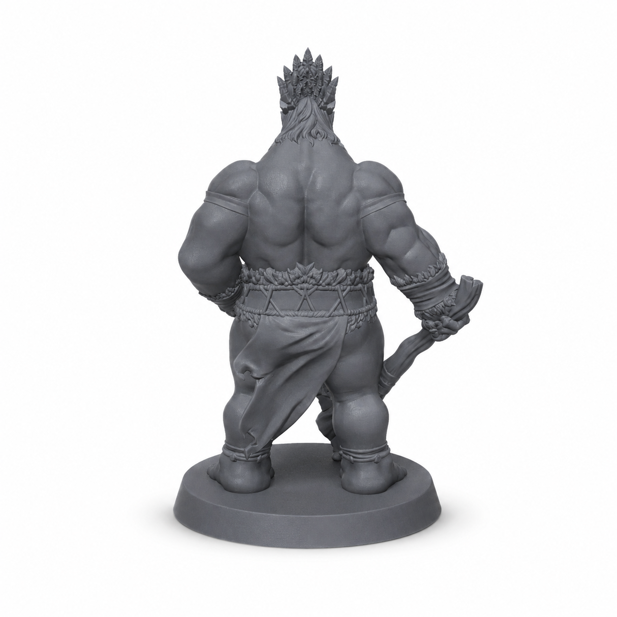 3D-printet Orkekriger II med tung øks i grå PLA til D&D og tabletop-rollespill.
