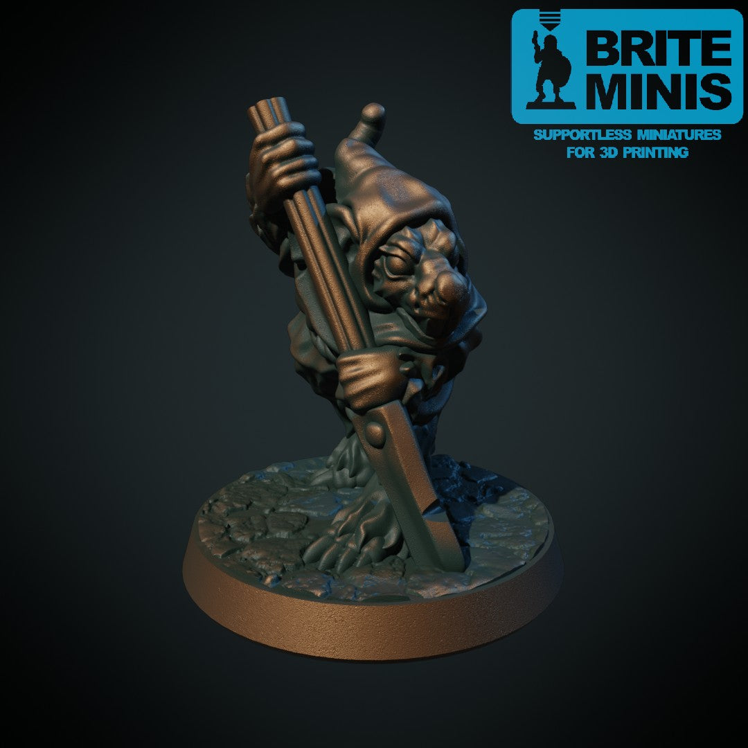 Tre rottefolk-spydkjempere klare til kamp, 3D-printet D&D-miniatyrsett fra Spillsmia.