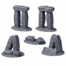 3D-printet eldgamle steinformasjoner som monumenter og kultsteder i grå PLA til D&D og Pathfinder.