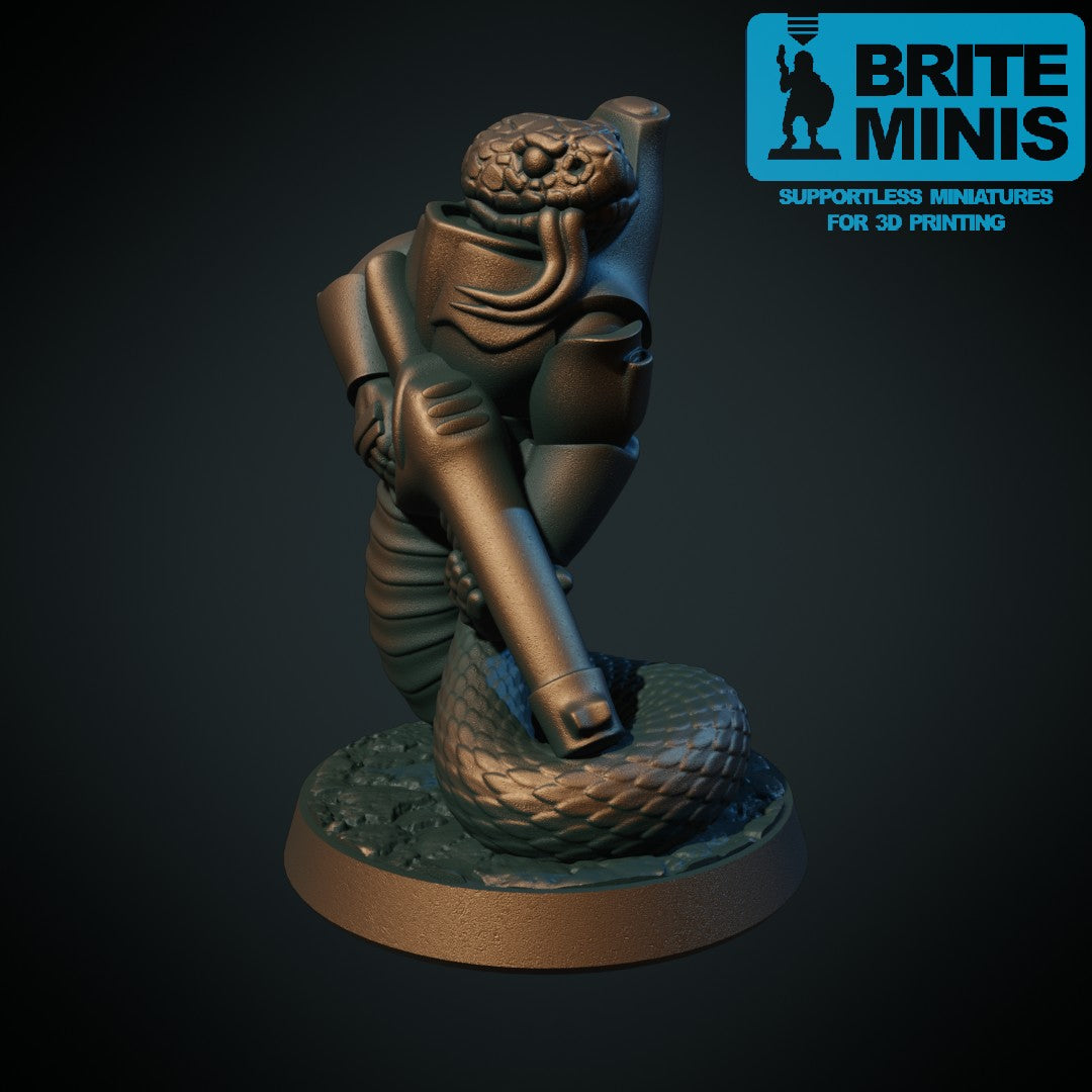 Space-reptilian III – 3D-printet miniatyr i grå PLA, umalt, til D&D og Pathfinder