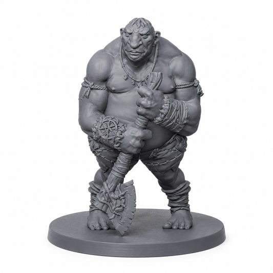 3D-printet Vandrerkjempe med tungt våpen og massiv kropp i grå PLA til D&D og tabletop-rollespill.