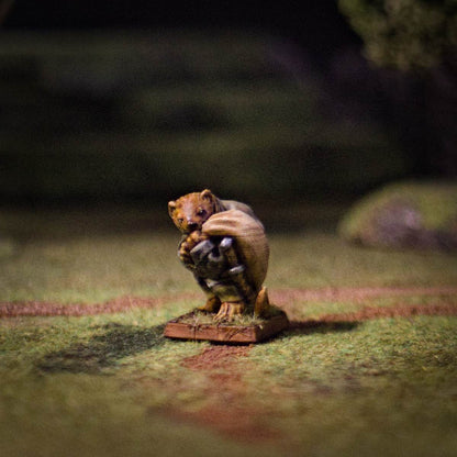 Røyskattfolk tyv, 3D-printet D&D-miniatyr fra Spillsmia.