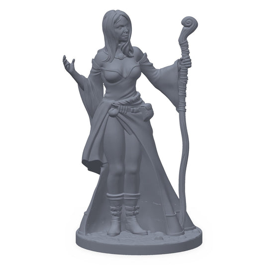 3D-printet magikerlærling-miniatyr i grå PLA – ung kvinne med stav, til D&D og Pathfinder.