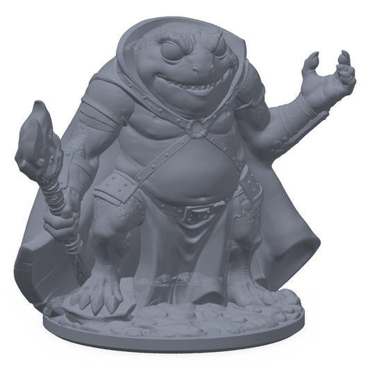3D-printet froskegardist-miniatyr i grå PLA – froskevakt med løftet klo og hellebard, til D&D og Pathfinder.