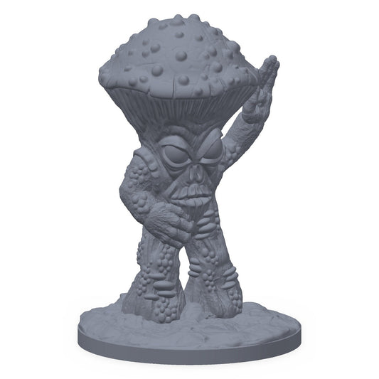 Grå 3D-printet miniatyr av et soppvesen med høy sopphatt, til D&D og Pathfinder.