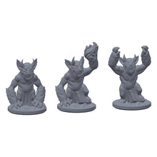 3D-printet sett med tre tjener-imper i grå PLA, til D&D og Pathfinder.
